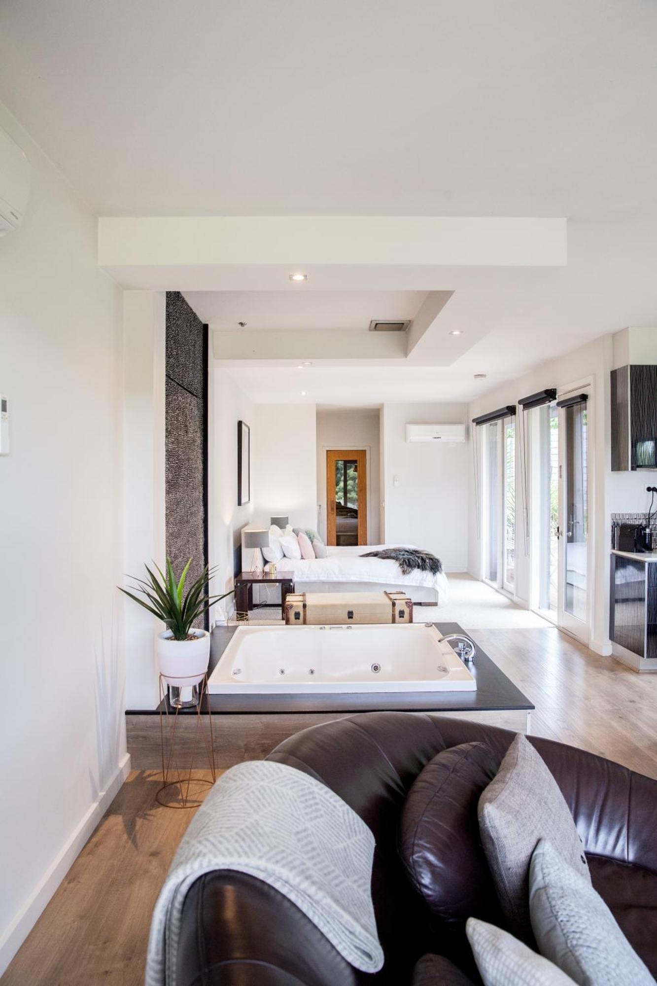 Polperro Villas Red Hill Room photo