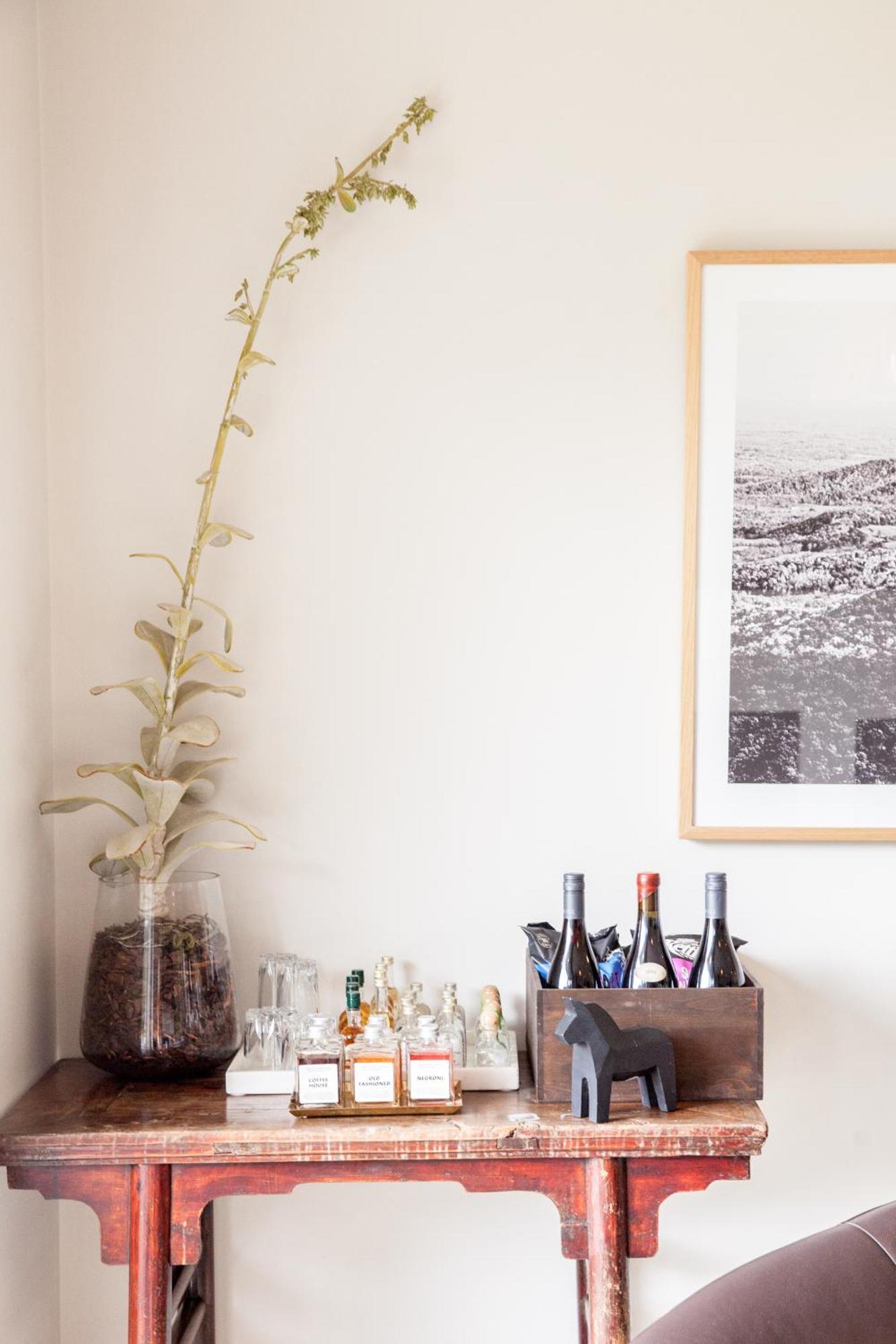Polperro Villas Red Hill Room photo
