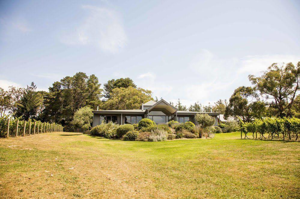 Polperro Villas Red Hill Exterior photo